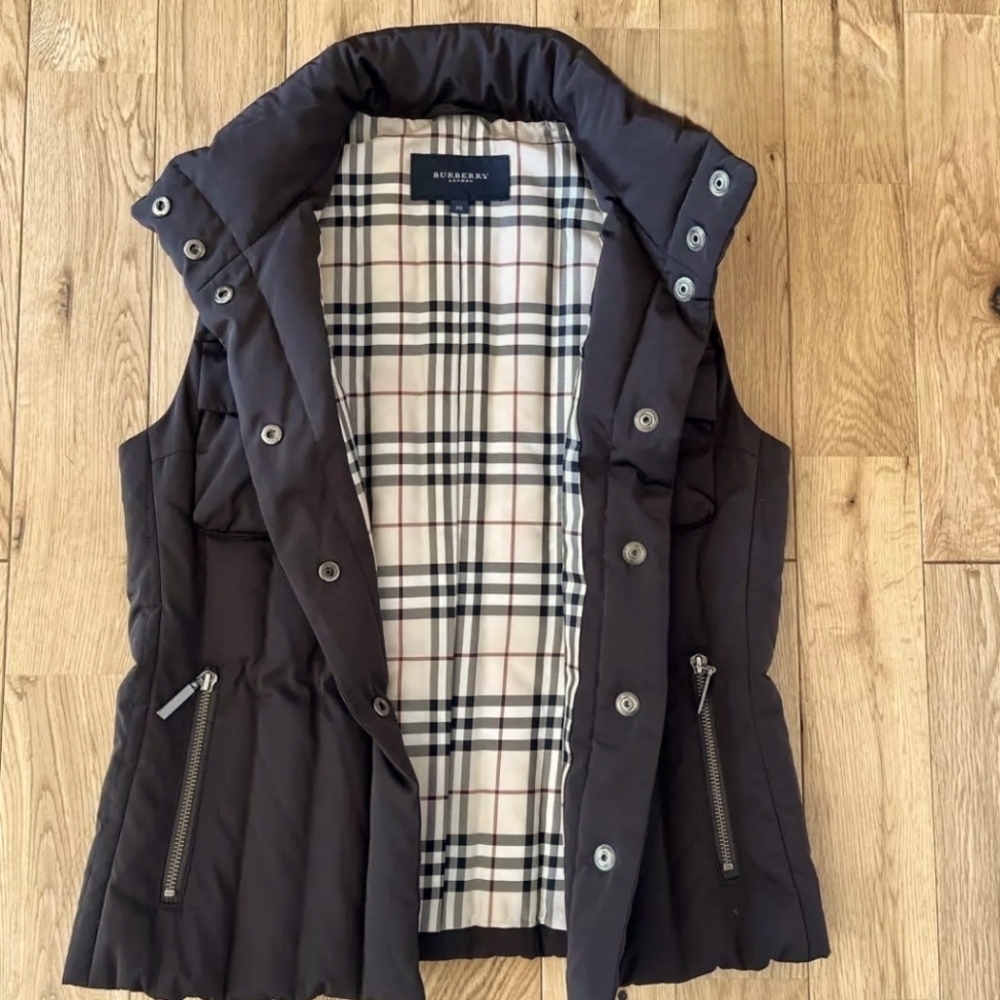 Burberry vest